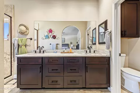 Bath - 2114 E New Bedford Dr, Gilbert, AZ 85234 photo 2 of 4