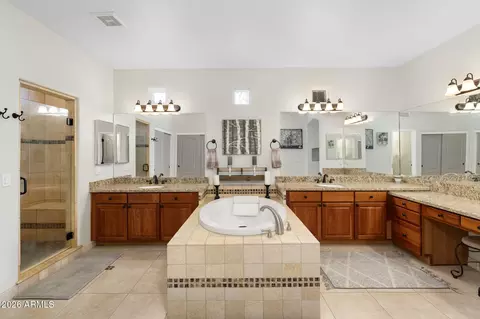 Bath - 3064 E Huber St, Mesa, AZ 85213 photo 3 of 8