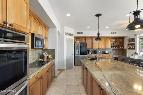 Kitchen - 3064 E Huber St, Mesa, AZ 85213 photo 4 of 5