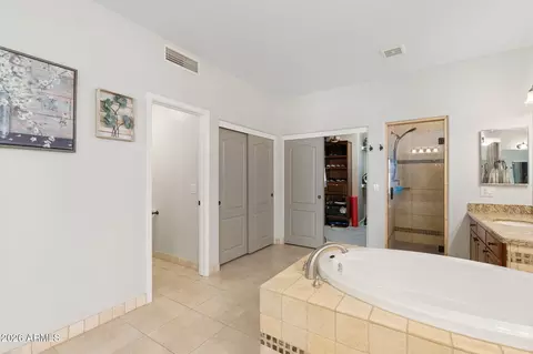Bath - 3064 E Huber St, Mesa, AZ 85213 photo 4 of 8