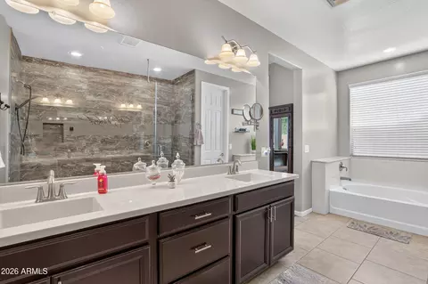 Bath - 10553 E Durant Dr, Mesa, AZ 85212 photo 3 of 6