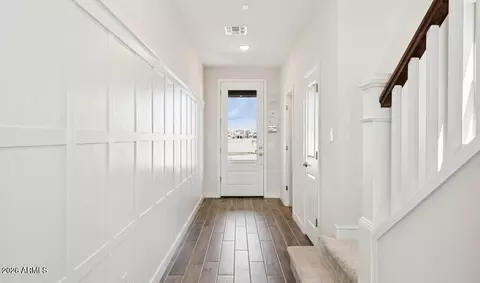 Entry Way - 107 E Windsor Dr, Gilbert, AZ 85296 photo 3 of 8