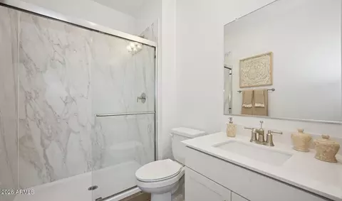 Bath - 107 E Windsor Dr, Gilbert, AZ 85296 photo 2 of 3