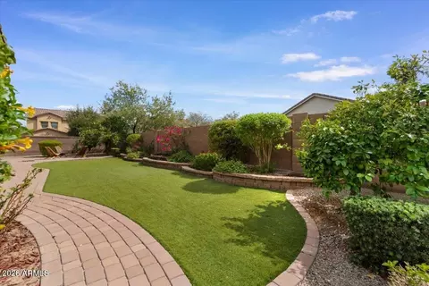 Exterior - 2953 E Tonto Dr, Gilbert, AZ 85298 photo 9 of 10