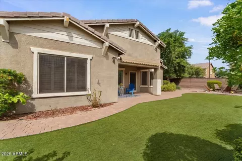 Exterior - 2953 E Tonto Dr, Gilbert, AZ 85298 photo 4 of 10