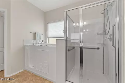 Bath - 2953 E Tonto Dr, Gilbert, AZ 85298 photo 3 of 5