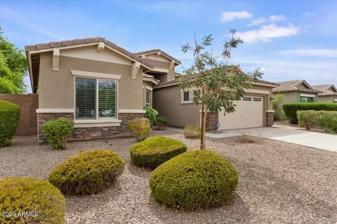 Exterior - 2953 E Tonto Dr, Gilbert, AZ 85298 photo 3 of 10