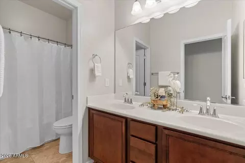 Bath - 2953 E Tonto Dr, Gilbert, AZ 85298 photo 4 of 5