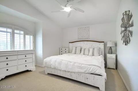 Bedroom - 625 W Ocotillo Rd, Phoenix, AZ 85013 photo 2 of 2