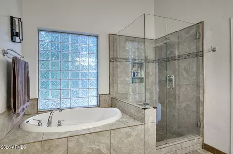 Bath - 625 W Ocotillo Rd, Phoenix, AZ 85013 photo 2 of 4