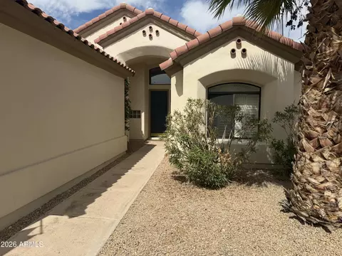 4730 N Greenview Cir W, Litchfield Park, AZ 85340