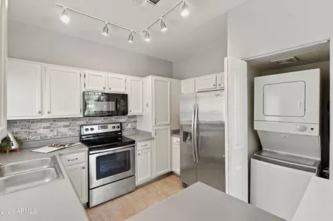 Other - 1633 E Lakeside Dr #165, Gilbert, AZ 85234 photo 4 of 5
