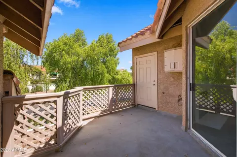 Exterior - 1633 E Lakeside Dr #165, Gilbert, AZ 85234 photo 3 of 5