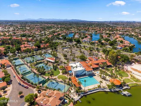 View/Area - 1633 E Lakeside Dr #165, Gilbert, AZ 85234 photo 1 of 5