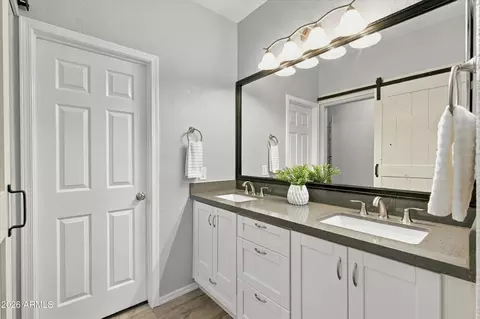 Bath - 1633 E Lakeside Dr #165, Gilbert, AZ 85234 photo 1 of 6