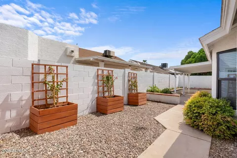 Exterior - 3310 E Wescott Dr, Phoenix, AZ 85050 photo 3 of 5