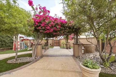 Exterior - 11037 E Grove St, Mesa, AZ 85208 photo 10 of 23