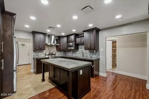 Kitchen - 11037 E Grove St, Mesa, AZ 85208 photo 3 of 5