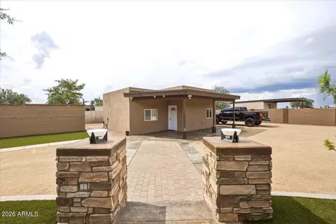 Exterior - 11037 E Grove St, Mesa, AZ 85208 photo 4 of 23