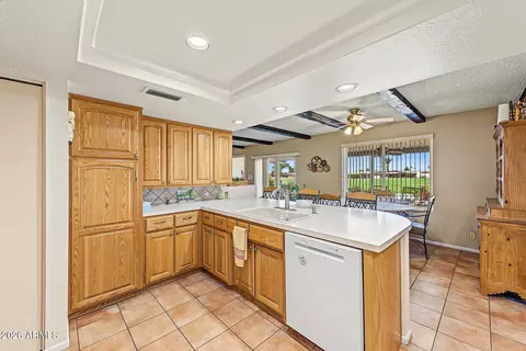Kitchen - 2260 N Middlecoff Dr, Mesa, AZ 85215 photo 3 of 4
