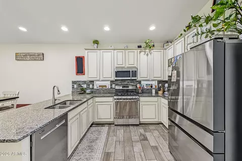 Kitchen - 7517 E Osage Ave, Mesa, AZ 85212 photo 1 of 3