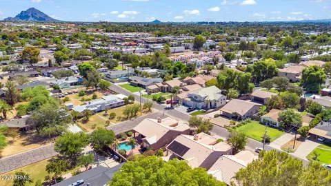View/Area - 1426 E Mclellan Blvd, Phoenix, AZ 85014 photo 4 of 4