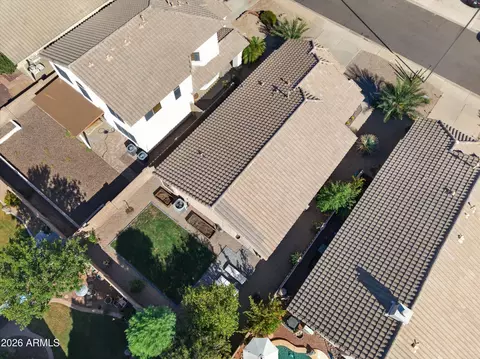 View/Area - 613 E Devon Dr, Gilbert, AZ 85296 photo 3 of 7
