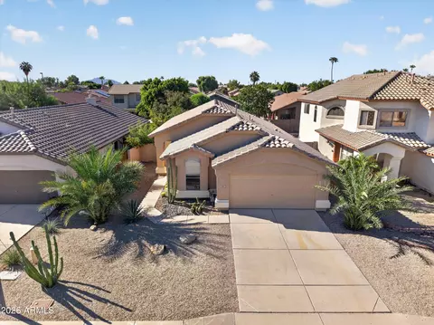 View/Area - 613 E Devon Dr, Gilbert, AZ 85296 photo 1 of 7