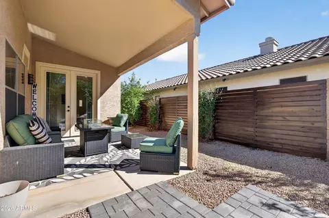 Exterior - 613 E Devon Dr, Gilbert, AZ 85296 photo 5 of 7