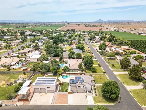 View/Area - 2263 E Riverdale St, Mesa, AZ 85213 photo 3 of 6