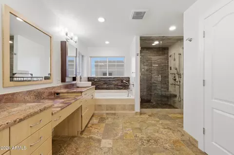 Bath - 2263 E Riverdale St, Mesa, AZ 85213 photo 2 of 7