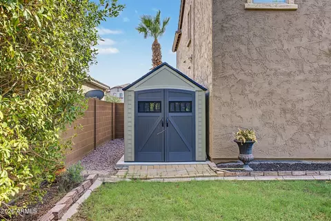 Exterior - 2240 W Davis Rd, Phoenix, AZ 85023 photo 10 of 10
