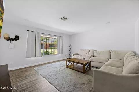 Living - 4470 E Belleview St, Phoenix, AZ 85008 photo 2 of 2
