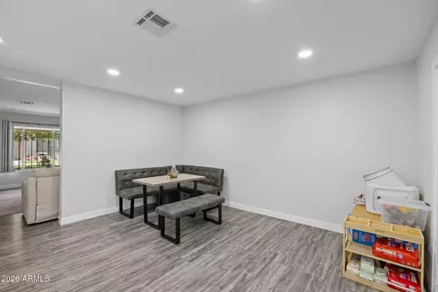 Dining - 4470 E Belleview St, Phoenix, AZ 85008 photo 2 of 2
