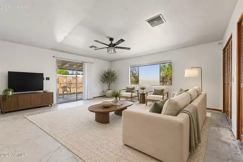 Living - 2040 W Northview Ave, Phoenix, AZ 85021 photo 3 of 11