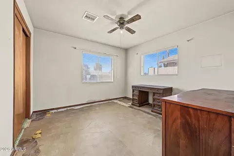 Bedroom - 2040 W Northview Ave, Phoenix, AZ 85021 photo 4 of 8