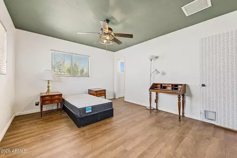 Bedroom - 2040 W Northview Ave, Phoenix, AZ 85021 photo 3 of 8