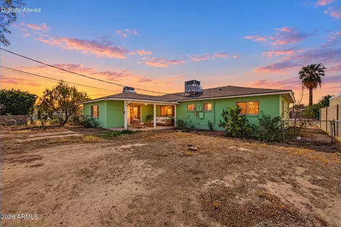 Exterior - 2040 W Northview Ave, Phoenix, AZ 85021 photo 6 of 9