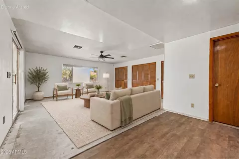 Living - 2040 W Northview Ave, Phoenix, AZ 85021 photo 1 of 11