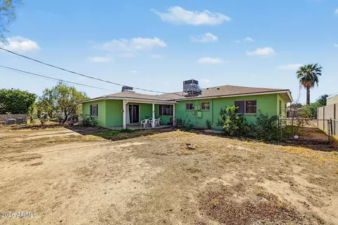 Exterior - 2040 W Northview Ave, Phoenix, AZ 85021 photo 7 of 9