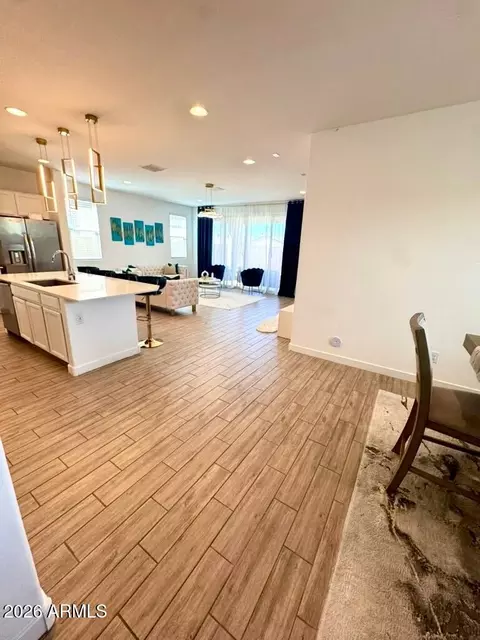 Entry Way - 1618 W Monte Way, Phoenix, AZ 85041 photo 1 of 3