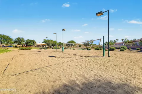 View/Area - 15236 S 16th Ave, Phoenix, AZ 85045 photo 8 of 9