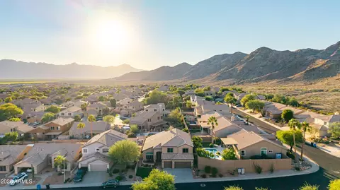 View/Area - 15236 S 16th Ave, Phoenix, AZ 85045 photo 3 of 9