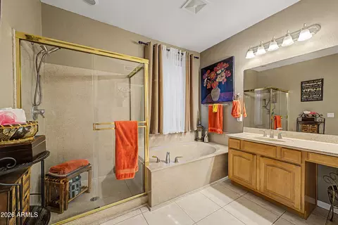 Bath - 15236 S 16th Ave, Phoenix, AZ 85045 photo 1 of 3