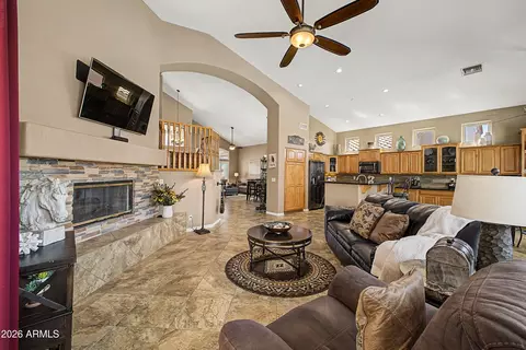 Living - 15236 S 16th Ave, Phoenix, AZ 85045 photo 1 of 2