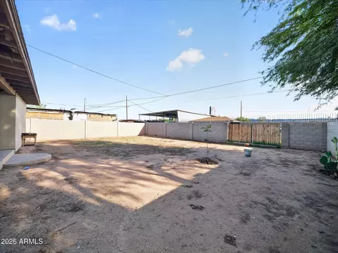 Exterior - 1725 E Pueblo Ave, Phoenix, AZ 85040 photo 10 of 10