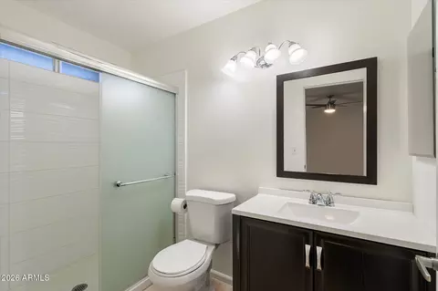Bath - 4645 E La Puente Ave, Phoenix, AZ 85044 photo 1 of 2