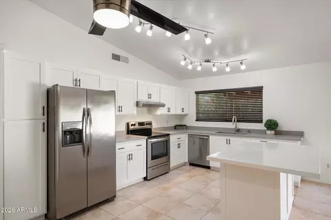 Kitchen - 4645 E La Puente Ave, Phoenix, AZ 85044 photo 2 of 2