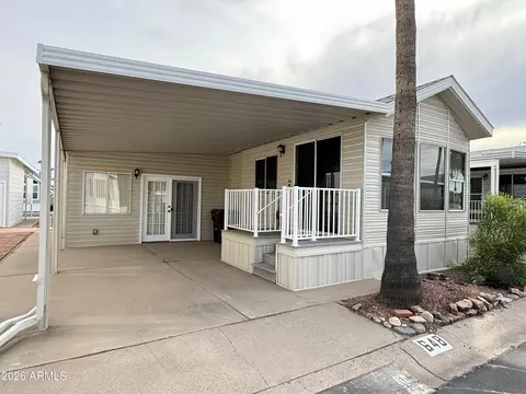 648 Hawks Eye Dr, Apache Junction, AZ 85119 photo 2