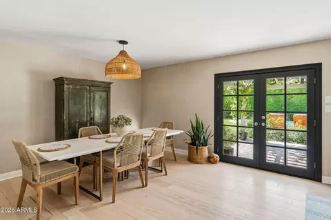 Dining - 7718 N 2nd Ave, Phoenix, AZ 85021 photo 2 of 3